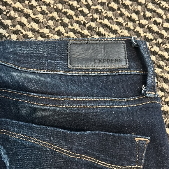 Express Women's Navy Distressed Skinny Jeans - Picture 4 of 7